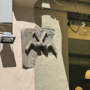 6B076F21-2741-4156-AF47-FC60D5CAAB7F_1_105_c