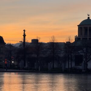 6B76029B-663F-4E04-9AF8-51C05D79CA71