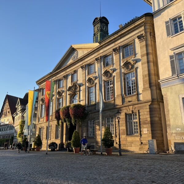 FF12A207-96F4-4B9E-A18C-34AAB0DF4953_1_105_c